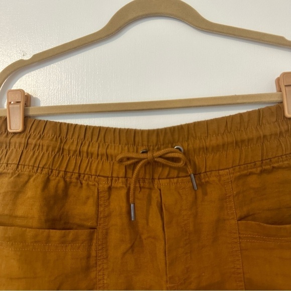 Athleta Cabo Linen 4” Short Size 8 - Picture 4 of 5